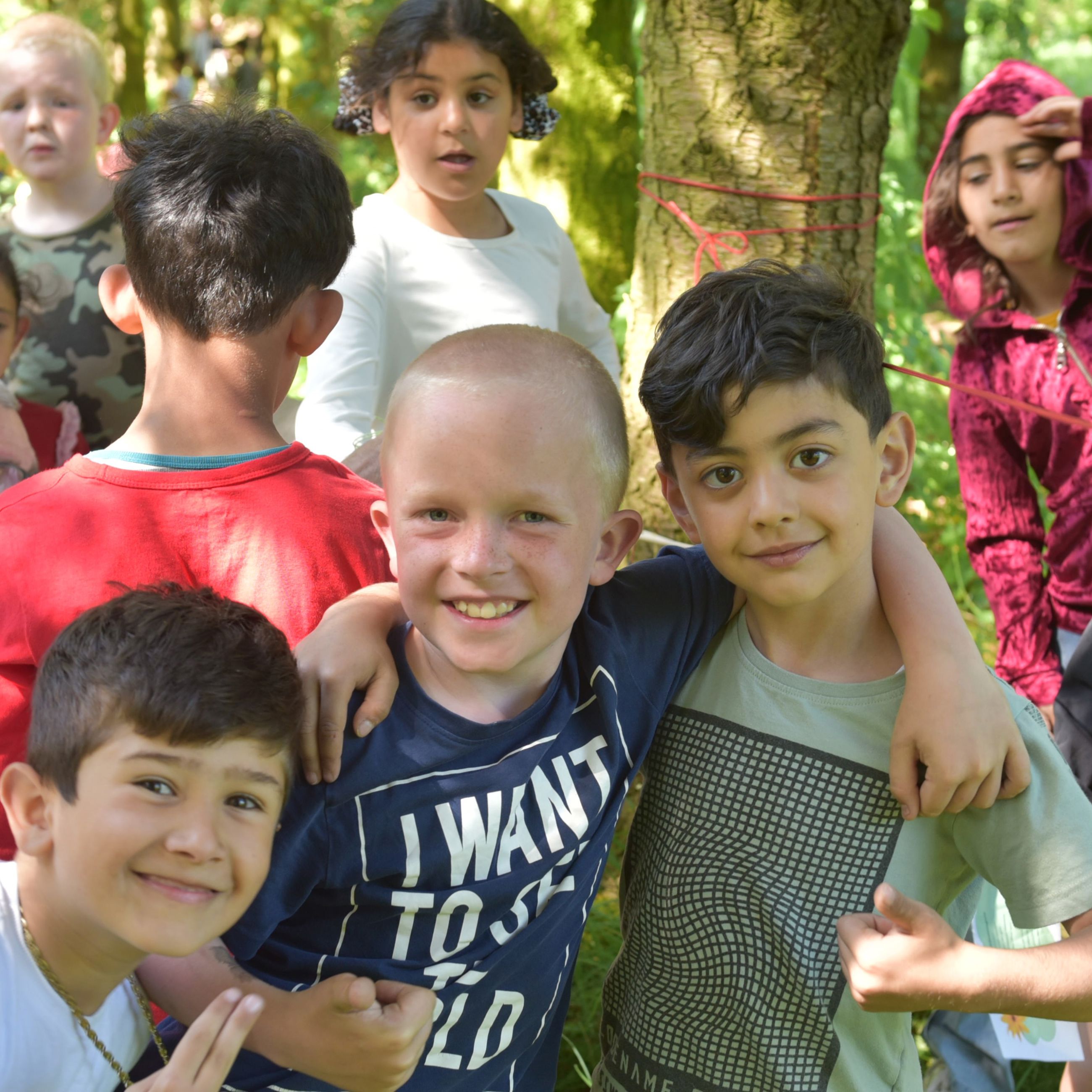 Børn og ny kunst i kunstskoven