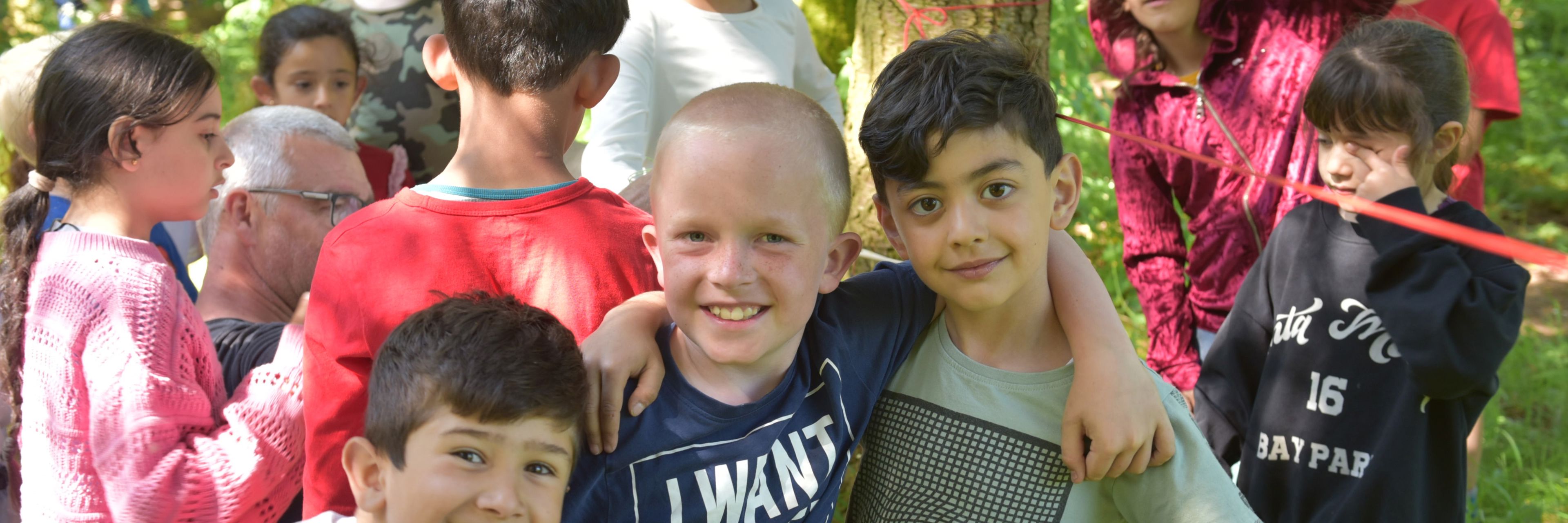 Børn og ny kunst i kunstskoven